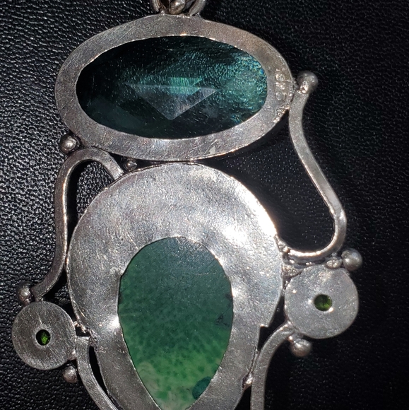 Large Sterling Silver Pendant - Picture 2 of 3